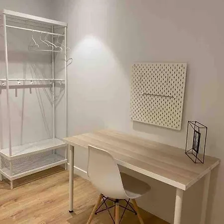 A Estrenar En Centro Gijon. Fibra-tv Apartamento
