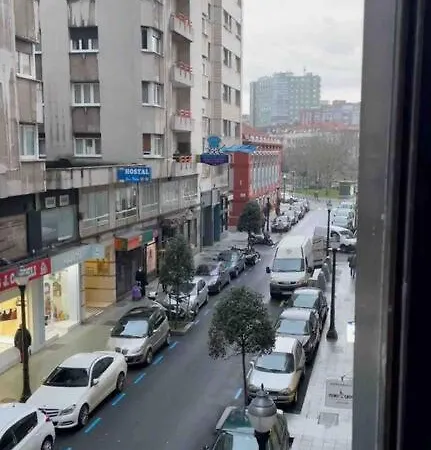 דירה A Estrenar En Centro Gijon. Fibra-tv גיחון